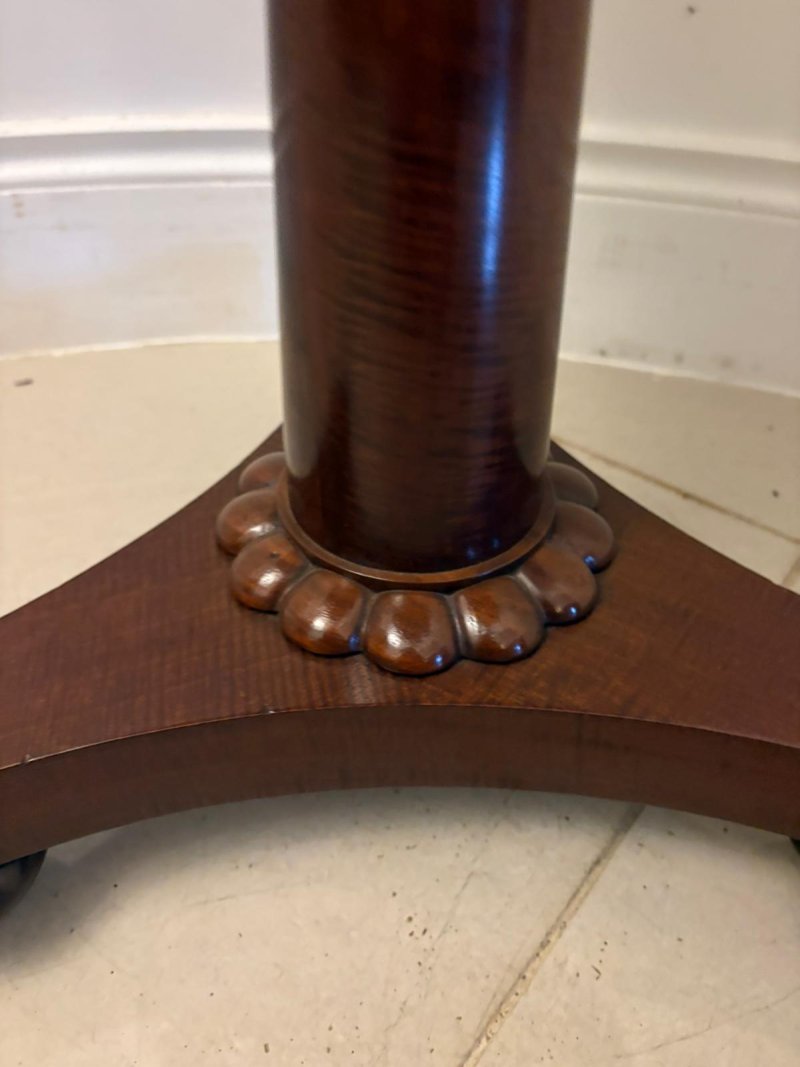 Antique Victorian Quality Mahogany Circular Sewing / Lamp Table